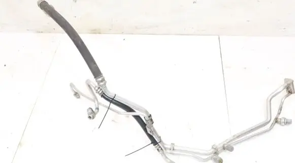 Air conditioning (A/C) pipe/hose