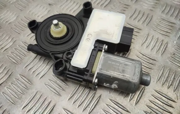 Front door window regulator motor