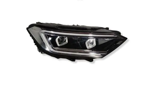 Volkswagen Jetta VII Headlight/headlamp 17G941082B