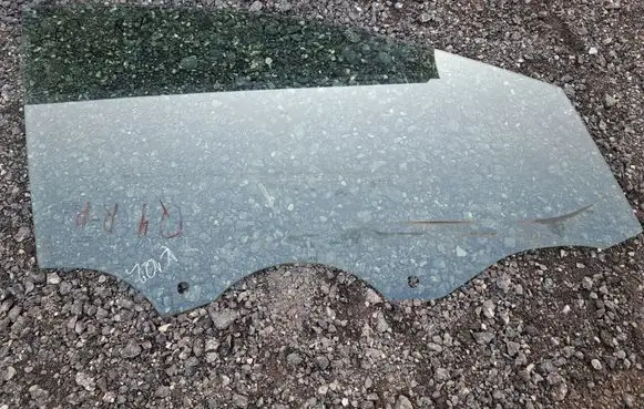 Audi Q4 e-tron Front door window glass four-door 43R011025