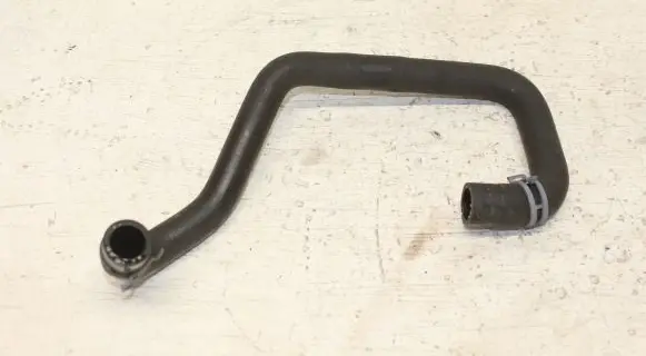 Volkswagen PASSAT B8 Engine coolant pipe/hose 5Q0121063M