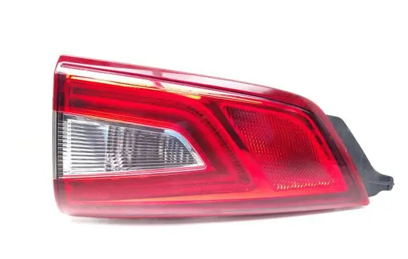 Nissan Qashqai Tailgate rear/tail lights 