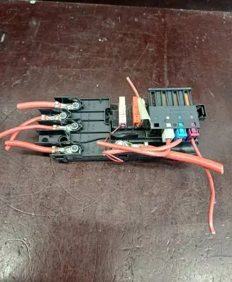 Mercedes-Benz R W251 Fuse box set 2115452601