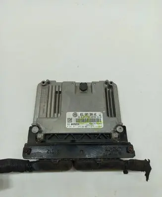 Volkswagen Tiguan Engine control unit/module 03L907309AE 0281017946