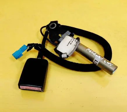 Renault Megane I Front seatbelt buckle E501196