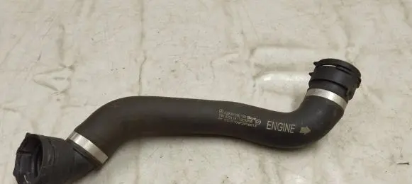 Mercedes-Benz C W205 Engine coolant pipe/hose A2055013182