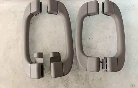 BMW 1 E81 E87 A set of handles for the ceiling 9143516 9143529