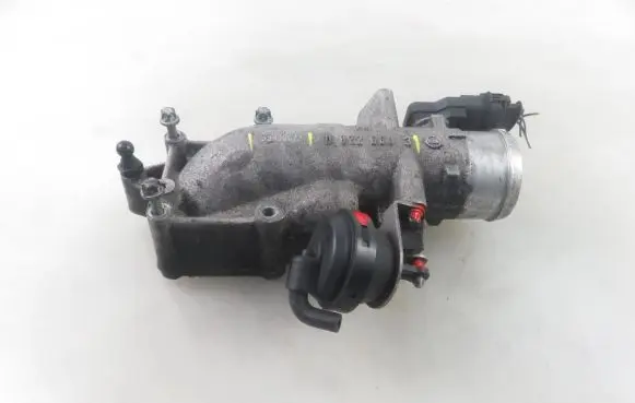 Opel Vectra C Throttle body valve 08226803 55350621