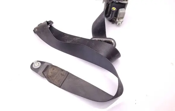 Mercedes-Benz Vito Viano W639 Front seatbelt 6398603985