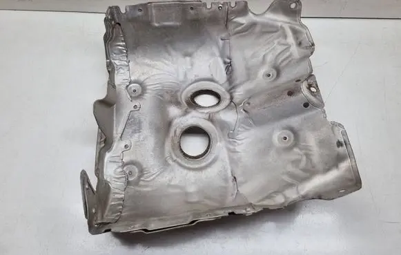 BMW 7 F01 F02 F03 F04 Heat shield in engine bay 7576998