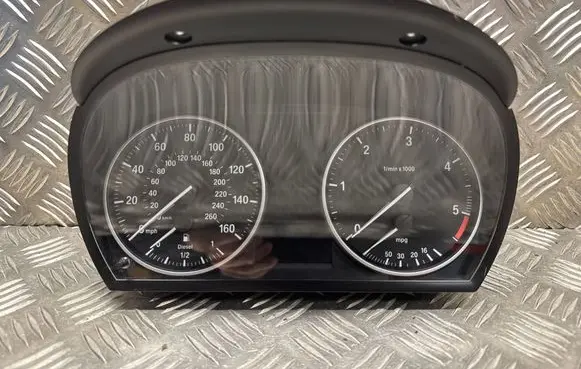 BMW X1 E84 Speedometer (instrument cluster) 2259446 9283816 382047674