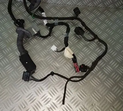 Land Rover Range Rover L405 Rear door wiring loom DK5214632BD