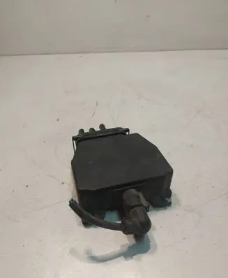 Volkswagen Touran I Vacuum valve 03G131051H