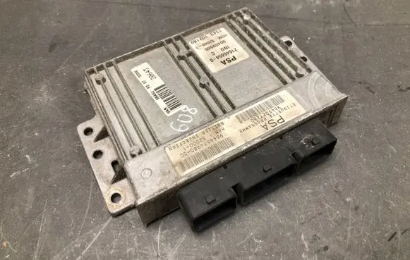 Citroen C4 I Picasso Engine control unit/module 9645027280