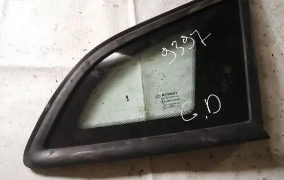 Renault Megane III Rear side window as2