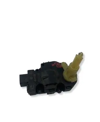 Mercedes-Benz C W204 Air flap motor/actuator K9749005 01052011 EFB330