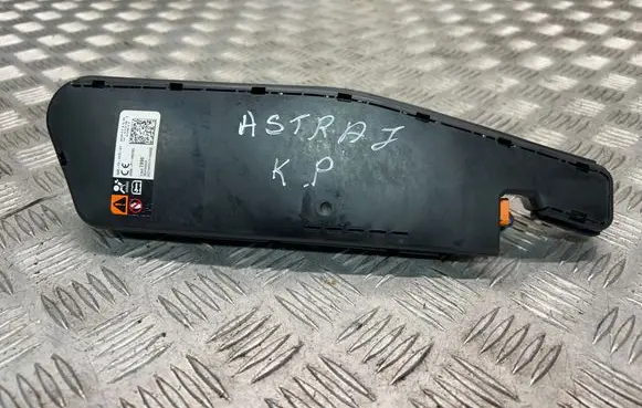 Opel Astra J Seat airbag 13437396