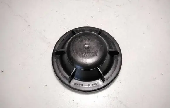 Volkswagen Sharan Headlight/headlamp dust cover 1305219065