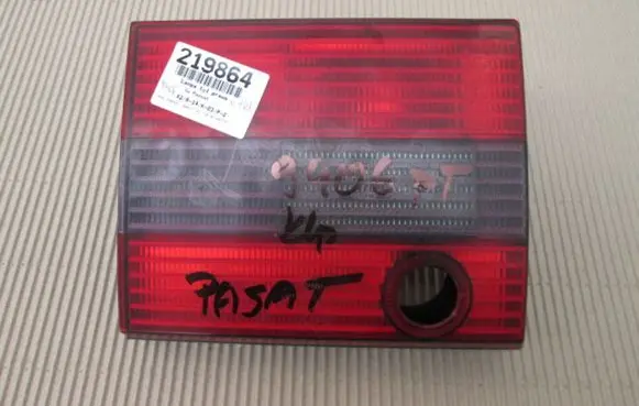 Volkswagen PASSAT B4 Rear/tail lights