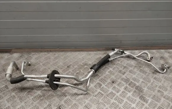 Audi A8 S8 D4 4H Air conditioning (A/C) pipe/hose 4H1260713N