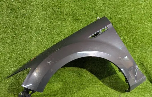 Ford Mondeo MK IV Fender 