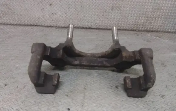 Volkswagen Touran I Front Brake Caliper Pad/Carrier 