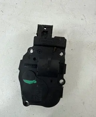 Mercedes-Benz ML W164 Air flap motor/actuator 929888G 23022006
