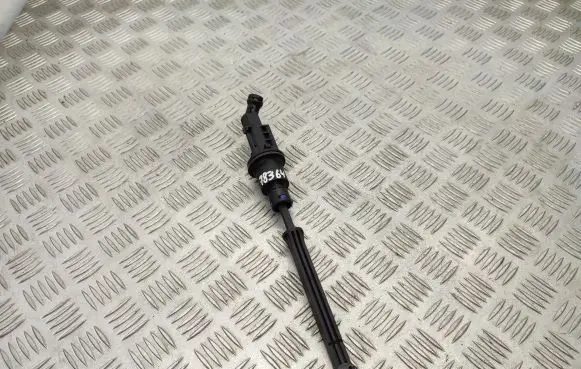 Citroen C4 II Clutch slave cylinder 9800216580