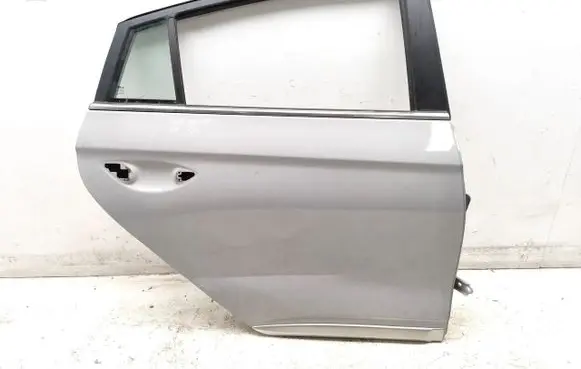 Hyundai Ioniq Rear door