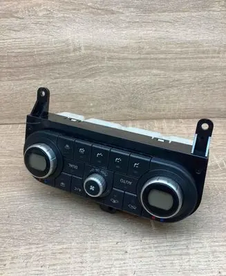 Nissan Qashqai Climate control unit 27500JD45C C8322