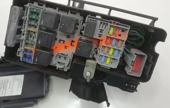 Volvo S60 Fuse box set 30728132