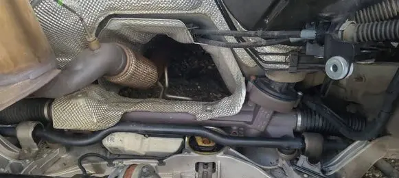 Volkswagen Touran II Steering rack 1T1423050N