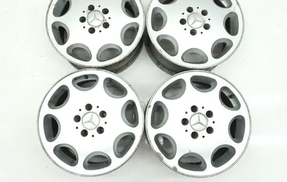 Mercedes-Benz SL R129 R18 alloy rim 1244011402