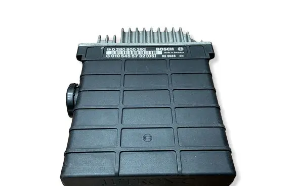 Mercedes-Benz E W124 Engine control unit/module 0280800402 0105457332