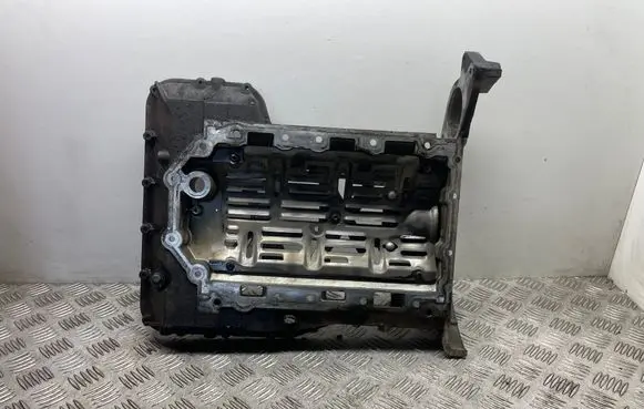 Jaguar XF X250 Oil sump 4R8Q6U004EB