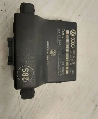 Volkswagen Golf V Other control units/modules 1K0907530F 1K0907951