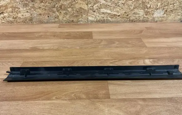 Mercedes-Benz E W212 Front sill trim cover 2126860136
