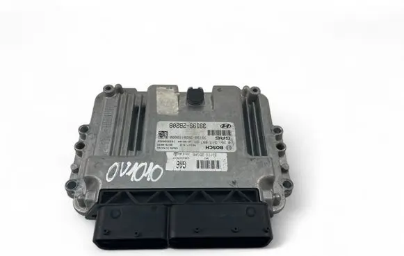 Hyundai i30 Engine control unit/module ECU 391992B208 0261S17087