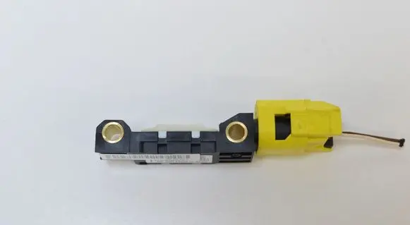 Volkswagen Phaeton Airbag deployment crash/impact sensor 4B0959643E