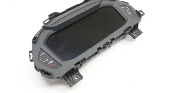 Audi Q3 F3 Speedometer (instrument cluster) 83A920704G