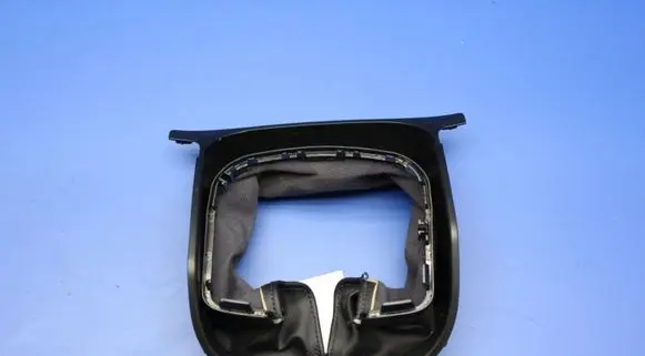 Steering wheel column trim