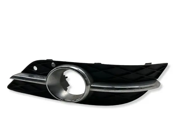 Mercedes-Benz B W245 Front fog light trim/grill A1698852922