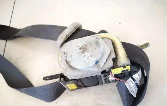 Mazda 6 Front seatbelt hj6ar