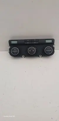 Volkswagen Golf V Climate control unit