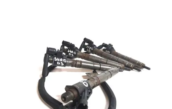 Volvo S40 Fuel injectors set 31303238 0445116046