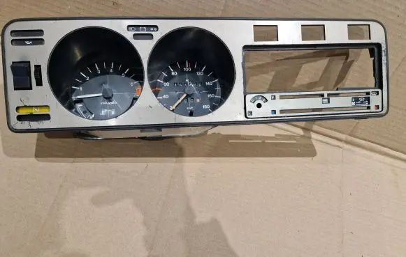 Volkswagen Golf I Speedometer (instrument cluster) 171919033CD