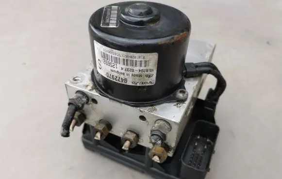 Volvo S80 ABS Pump 9472971 10094904103 TR9HK31K27