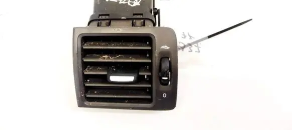 Volvo V50 Dash center air vent grill 39888289