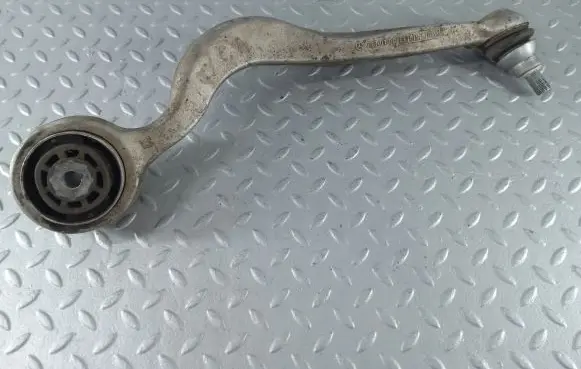 Front lower control arm/wishbone
