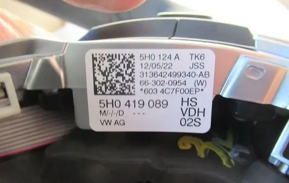 Volkswagen Tiguan Allspace Steering wheel 5H0419089HSVDH